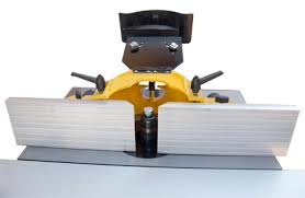 Kit de système de levage de toupie en métal en aluminium pour le travail du  bois Plaque de base pour toupie Table Scie (Argent) : : Outils et  Bricolage